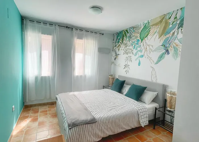 Cala Encantada Sea View With Pool *